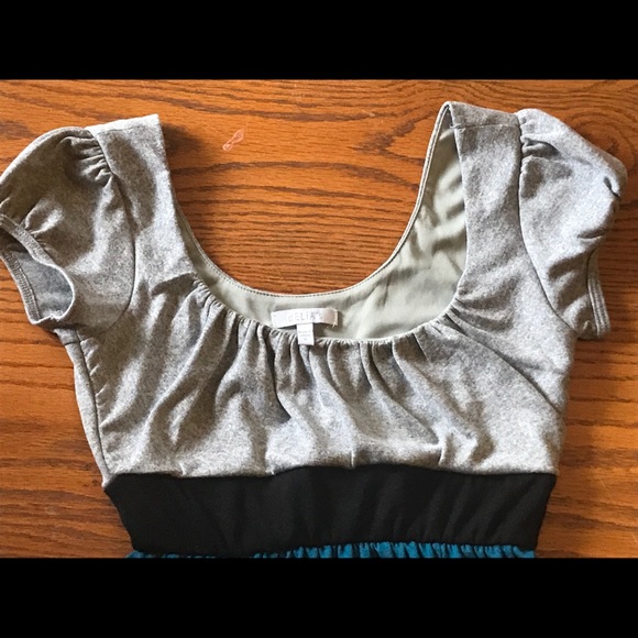 Dress - Picture 3 of 4